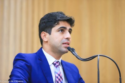 César de OLiveira-8990.jpg