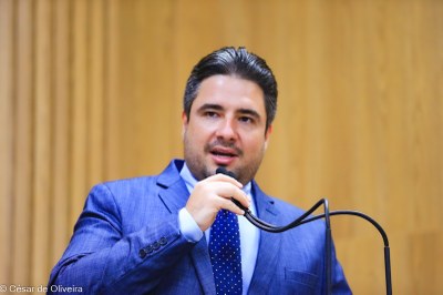 César de OLiveira-9033.jpg