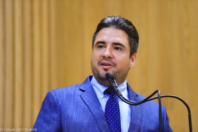 César de OLiveira-9038.jpg