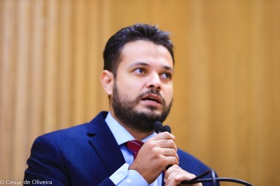 César de OLiveira-9047.jpg