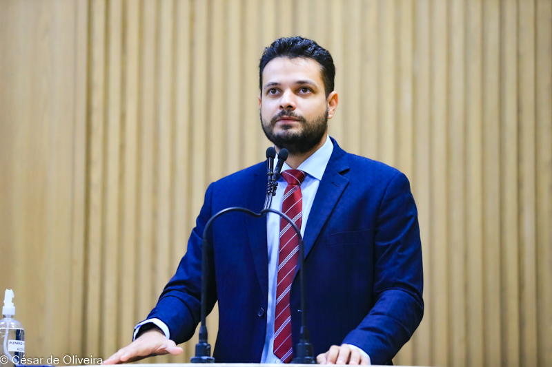 César de OLiveira-9057.jpg