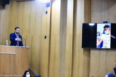 César de OLiveira-9058.jpg