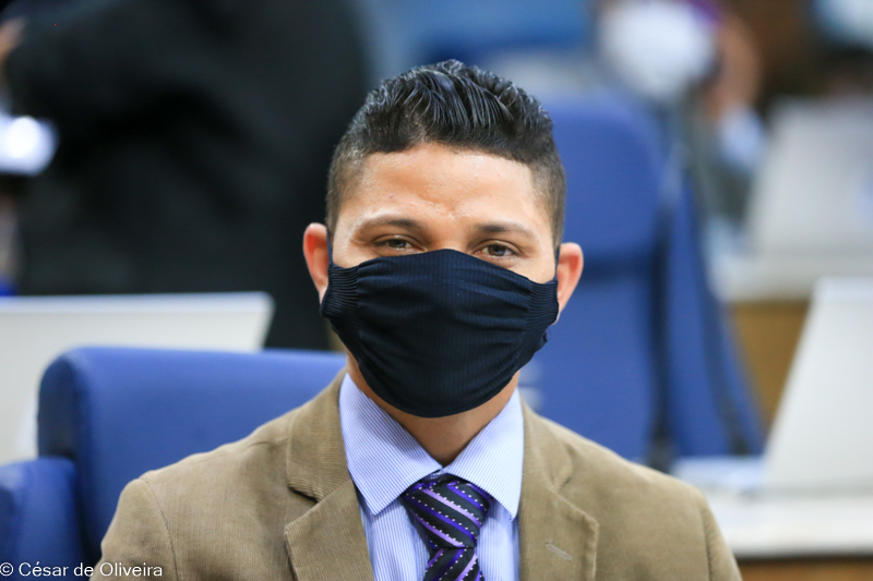 César de OLiveira1-9080.jpg