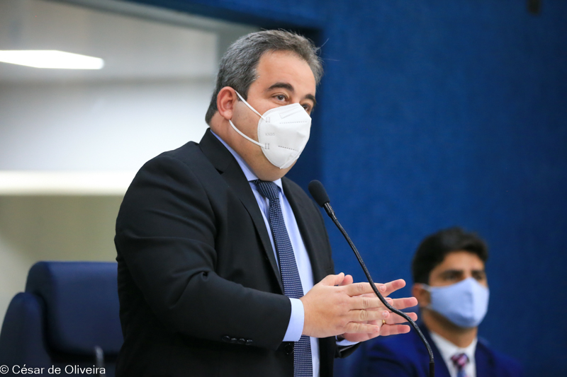 César de OLiveira1-9097.jpg