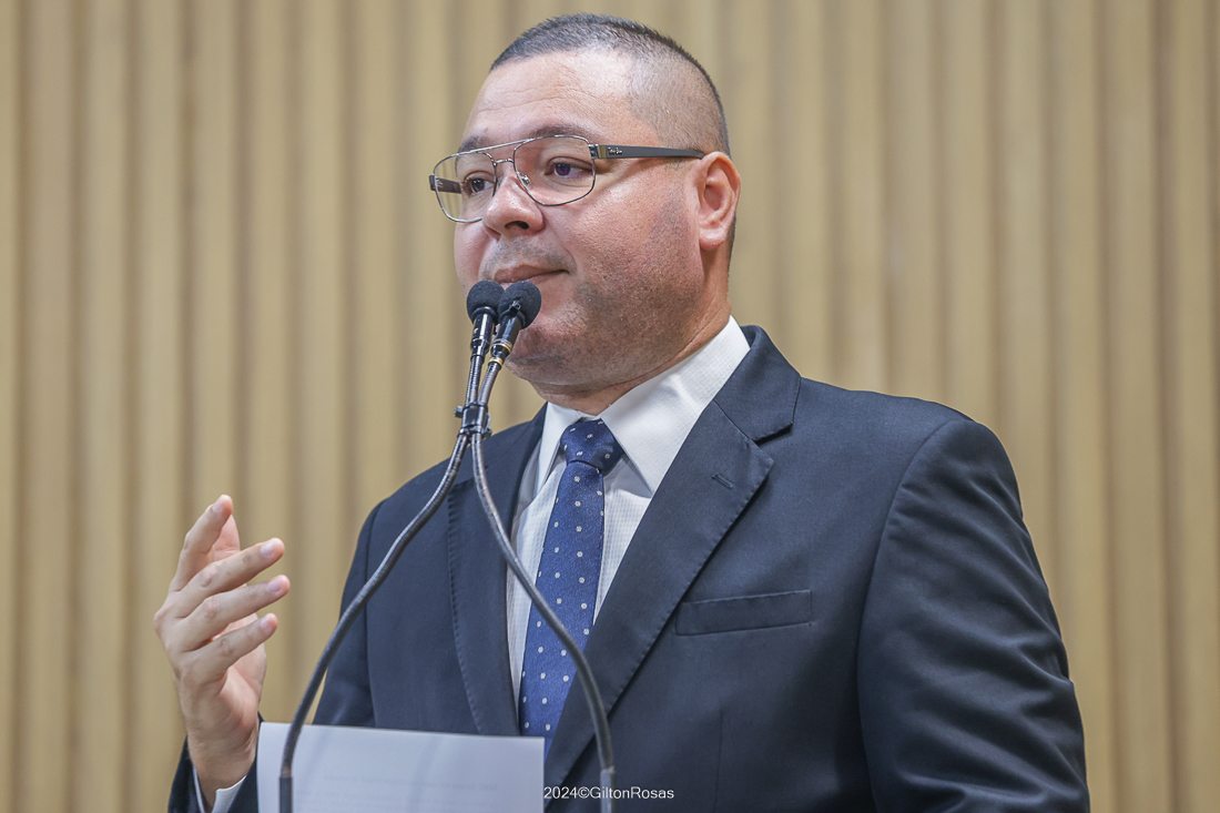 G.Rosas-8601.jpg