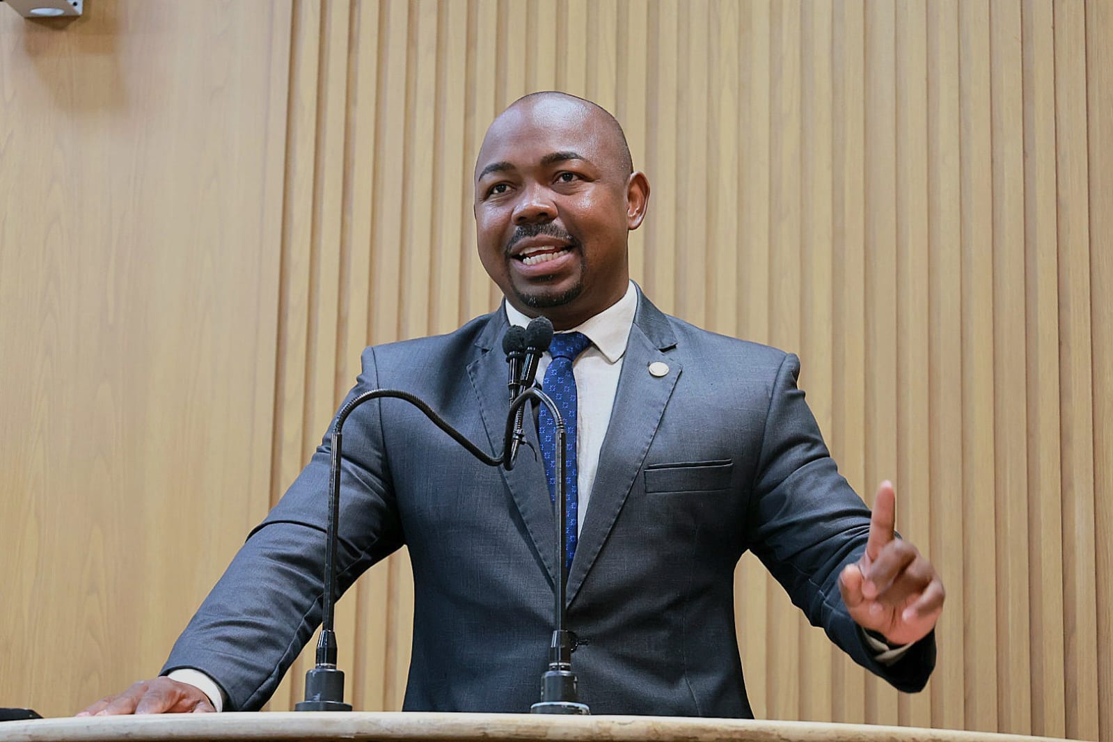 WhatsApp Image 2025-08-27 at 10.48.03 (2).jpeg