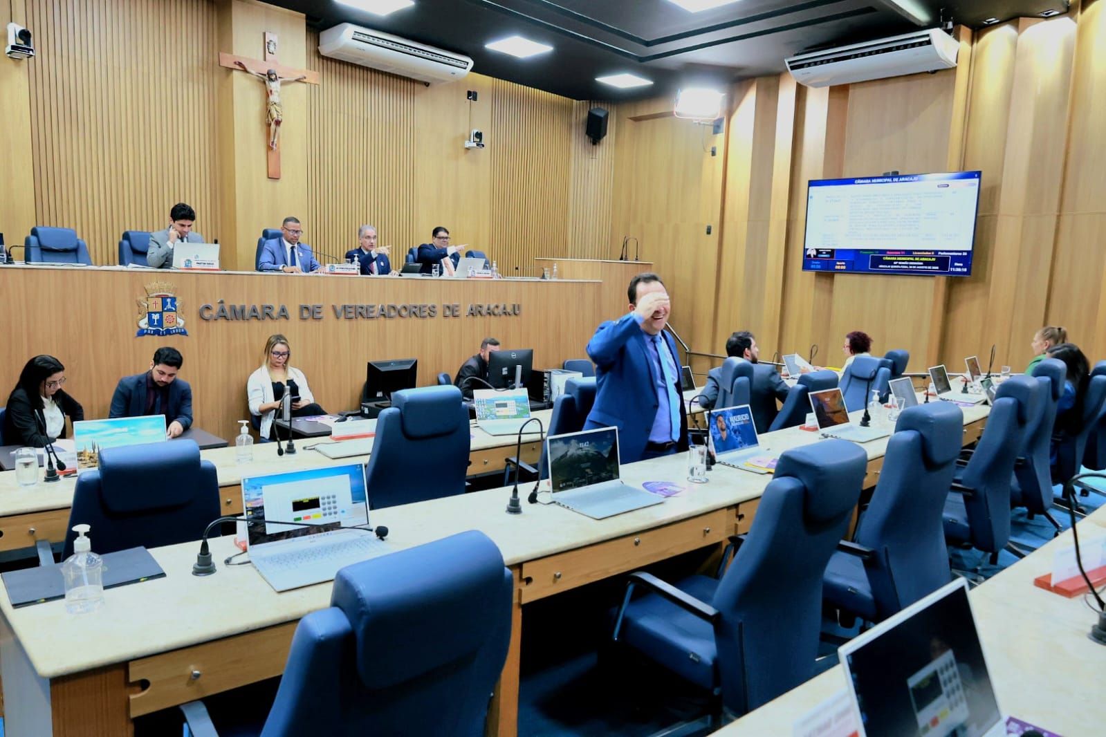 WhatsApp Image 2025-08-28 at 11.54.53 (2).jpeg