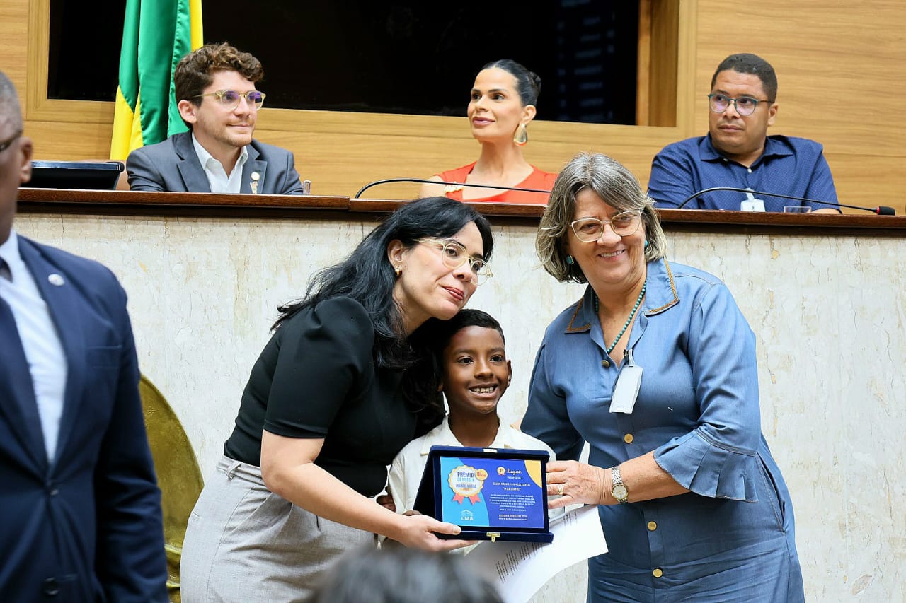 Prêmio de Poesia  (100).jpeg