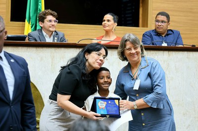 Prêmio de Poesia  (100).jpeg