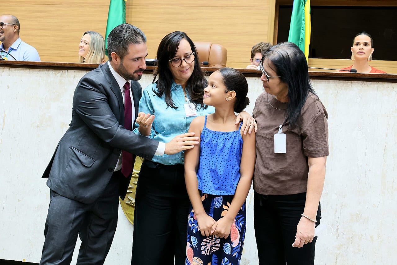 Prêmio de Poesia  (70).jpeg