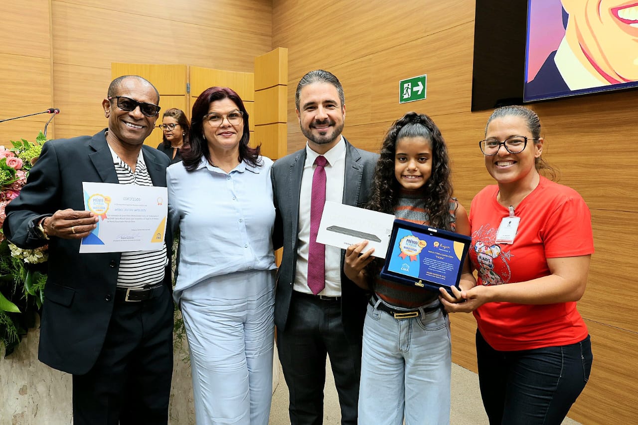 Prêmio de Poesia  (9).jpeg