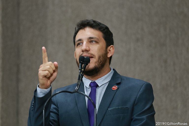 “50 dias do maior crime ambiental do país e governo federal não faz nada”, denuncia vereador Camilo