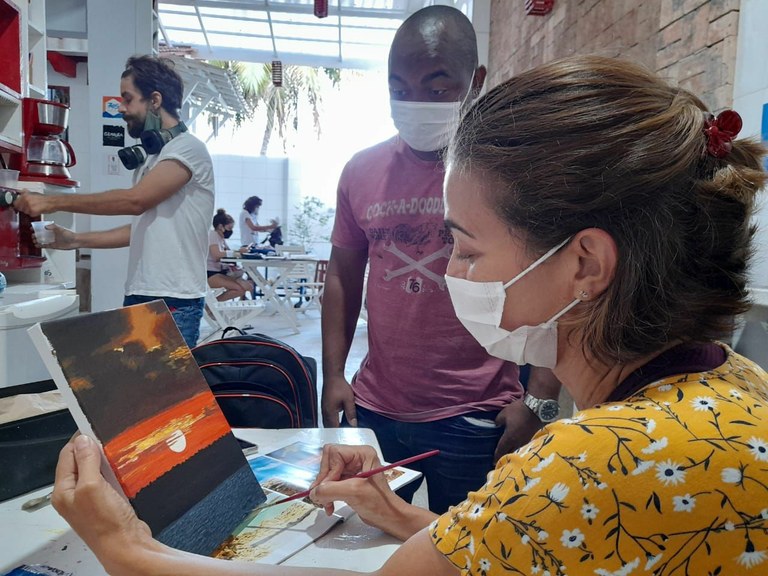 “A Arte salva”, diz Binho, após encontro com artista Elias Santos