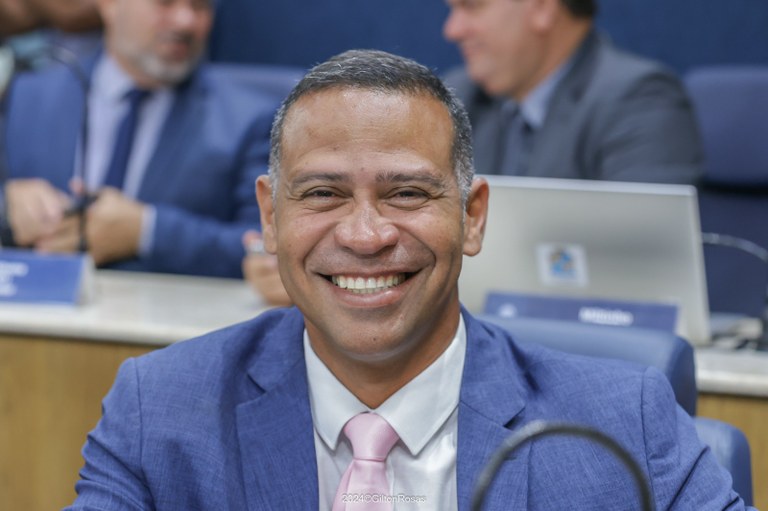  "A Câmara Municipal e seus vereadores unidos podem transformar a realidade de Aracaju", declara Byron no início dos trabalhos legislativos de 2024 