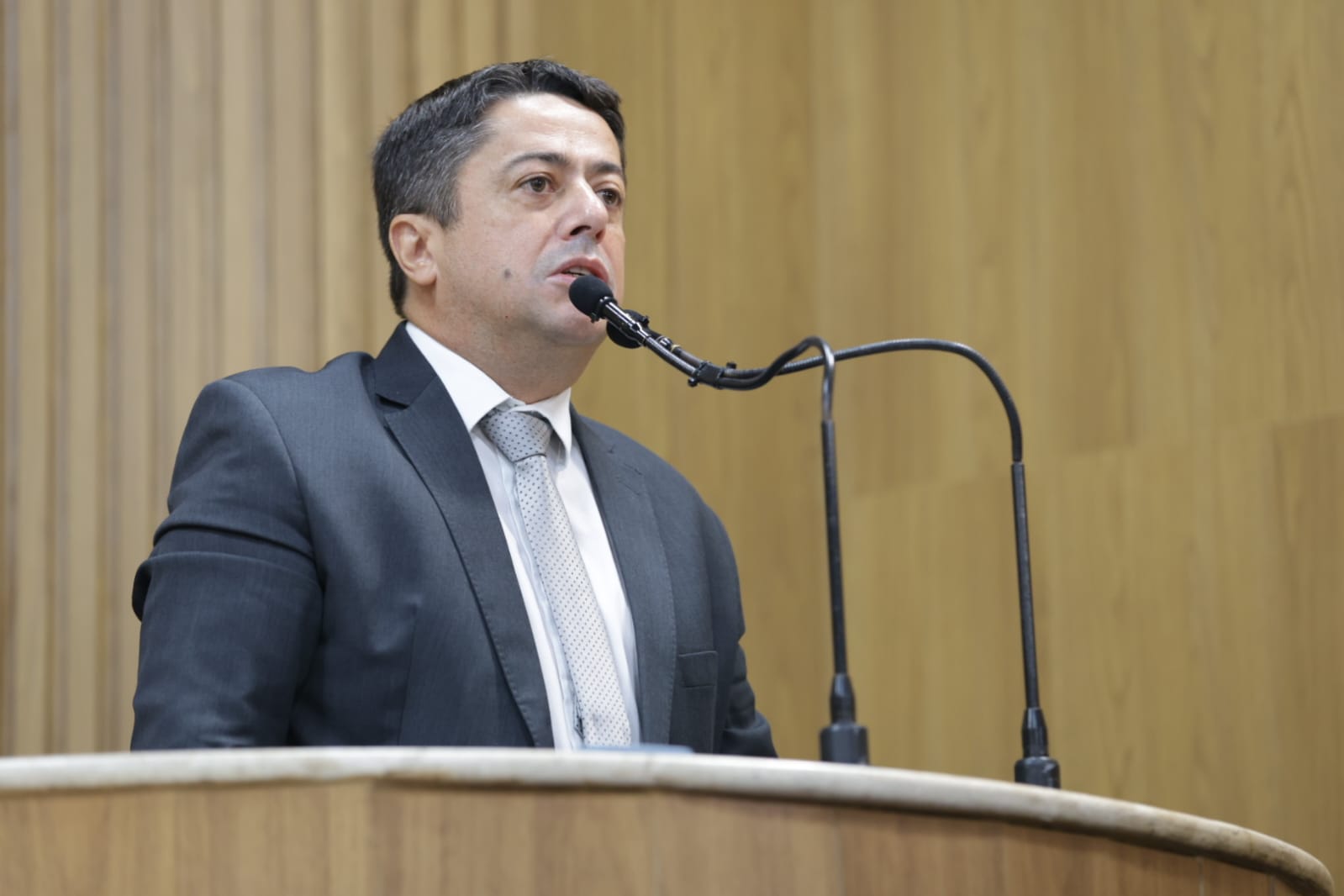 “A nova ponte da zona sul é uma obra importante para a mobilidade urbana de Aracaju”, reforçou Fabiano Oliveira ao comentar a retomada da licitação. 