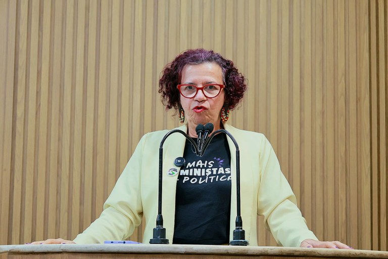   “A população em situação de rua tem sido extremamente invisibilizada”, diz vereadora Sonia Meire 