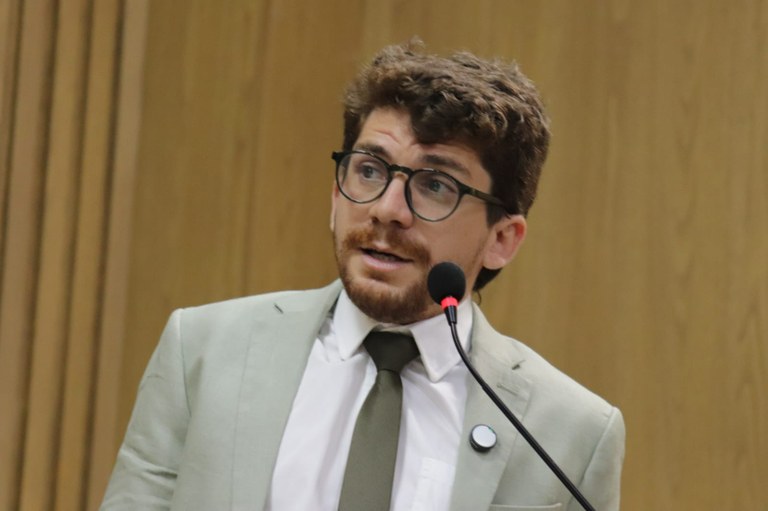 “A população precisa de garantias”, diz Breno sobre abastecimento de água em Aracaju