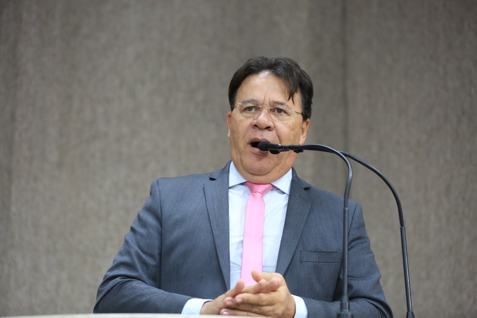 “A SMTT não funciona em Aracaju”, repudiou Pastor Alves