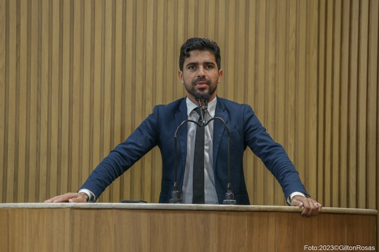 “Aborto não, vamos preservar a vida”, defende o vereador Pastor Diego