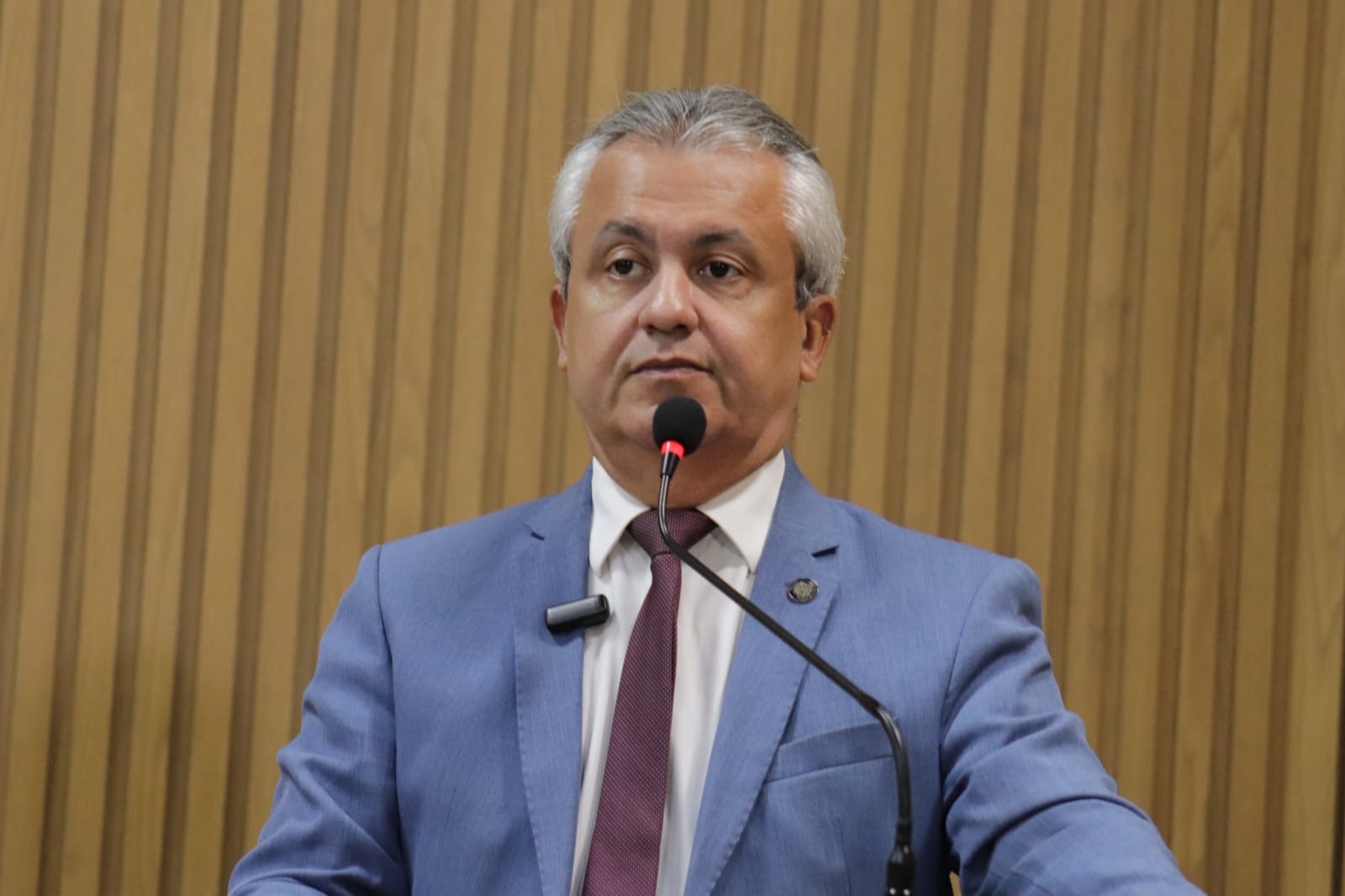 “Água é dignidade, o povo quer água”, diz Elber sobre falta de água na capital