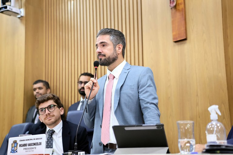 “Aqui a gente trabalha com responsabilidade”, diz presidente da Câmara sobre abertura de CPI para investigar concessões de espaços públicos