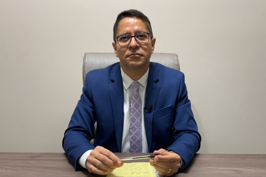 “Atenção, PMA! É hora de colocar a Força-tarefa das praias para organizar os terminais”, sugere Ricardo Marques