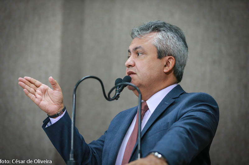 “Contribuintes poderão ter IPTU ressarcido”, afirma Elber Batalha