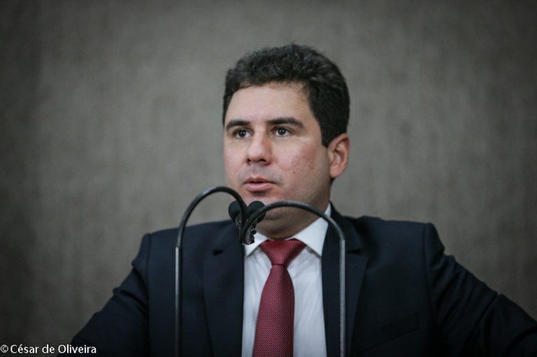 “Defender o fim do exame da OAB é prejudicar a própria sociedade”, diz Armando Batalha Júnior