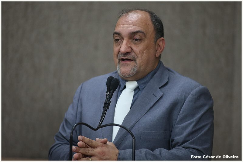 “Edvaldo quer pagar 13º antes do Natal”, diz Jason Neto