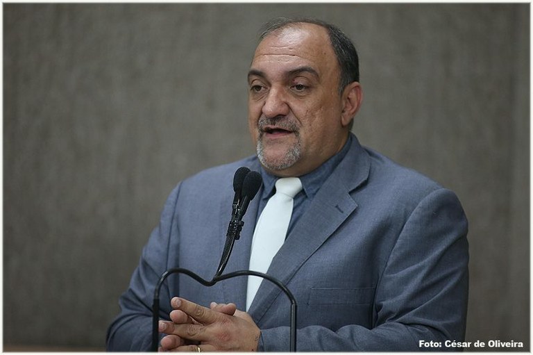 “Edvaldo quer pagar 13º antes do Natal”, diz Jason Neto