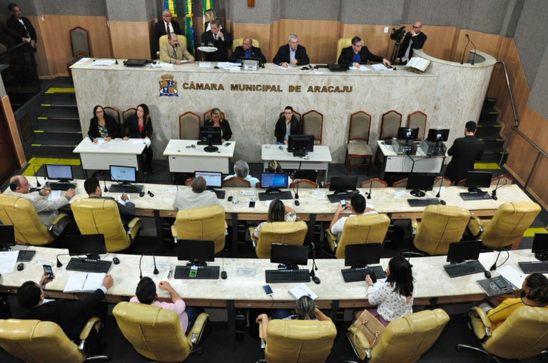 “Faltam informações precisas”, afirmam membros da CPI da Saúde após ouvir diretores do Hospital de Cirurgia