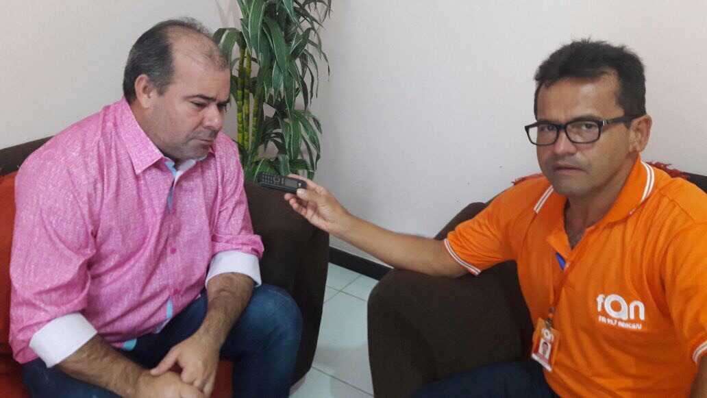 “Ficou parecendo que a ação foi para atrapalhar o movimento”, diz Isac sobre liberação dos táxis