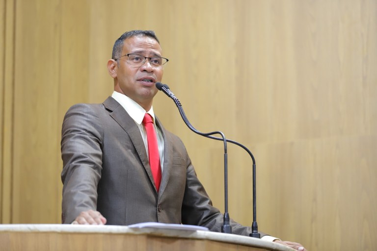 “Instalar um Camarote da Acessibilidade não é tornar o Forró Caju inclusivo”, diz Sargento Byron