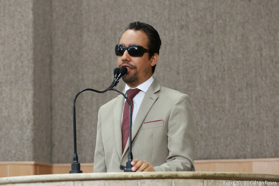 “Licitação no transporte público já”, dispara o vereador Lucas Aribé 