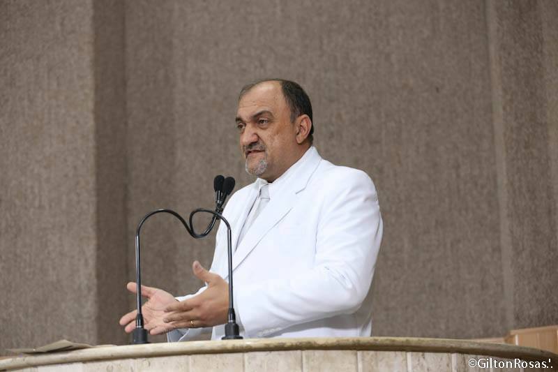  “Não entrem em greve”, apela Jason aos médicos 