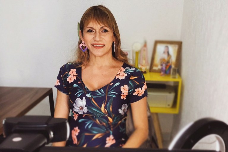 “Não podemos transformar as escolas em espaços de risco de morte e de disseminação do vírus”, enfatiza Linda