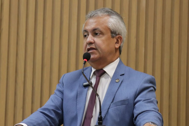 “Não queriam a solução, mas sim manter o problema para explorar politicamente”, declara Elber sobre situação da avenida Maranhão