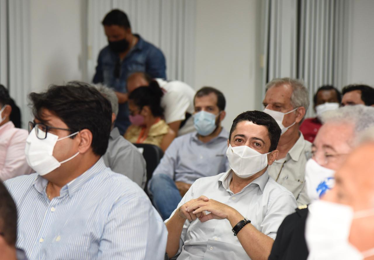 “Nova Iluminação Pública representa um marco para nossa cidade”, afirma Fabiano Oliveira