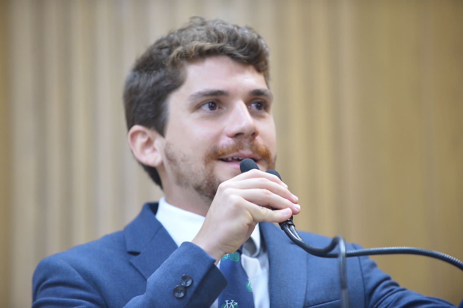 “O centro não pode existir só no horário comercial”, declara Breno Garibalde