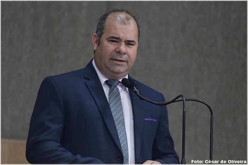 “O Ministério Público não pode ser o gestor dessa casa”, diz Isac sobre audiência no MP