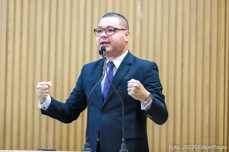 “Precisamos chamar empresas para Aracaju”, diz Eduardo Lima