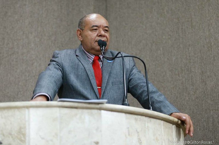 “Precisamos nos unir para acabar com a violência contra a mulher”, diz Seu Marcos