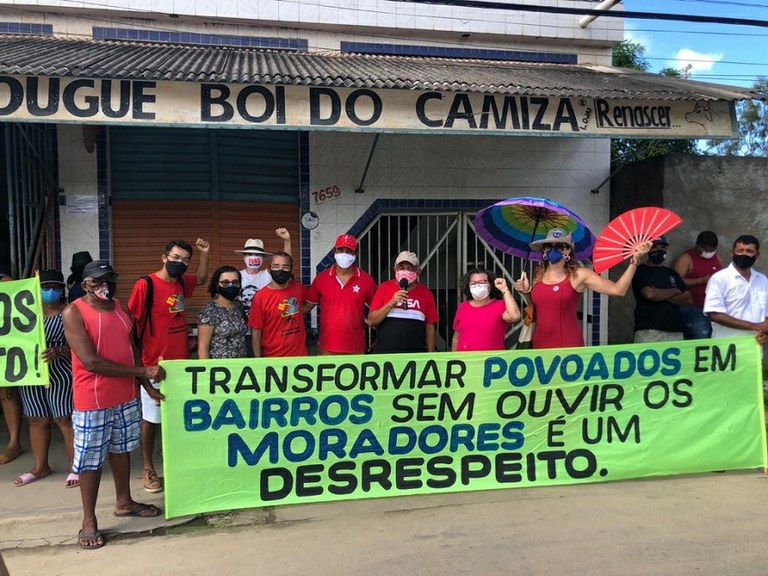 “Prefeitura precisa ouvir as famílias da Zona de Expansão”, afirma Professora Ângela Melo em ato público