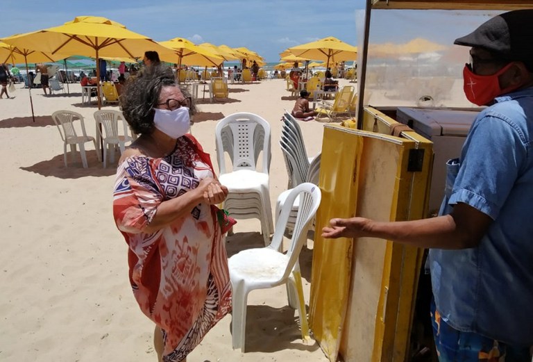 “Prefeitura precisa ter alternativa socioeconômica para estes trabalhadores”, diz Ângela Melo sobre comerciantes da Cinelândia