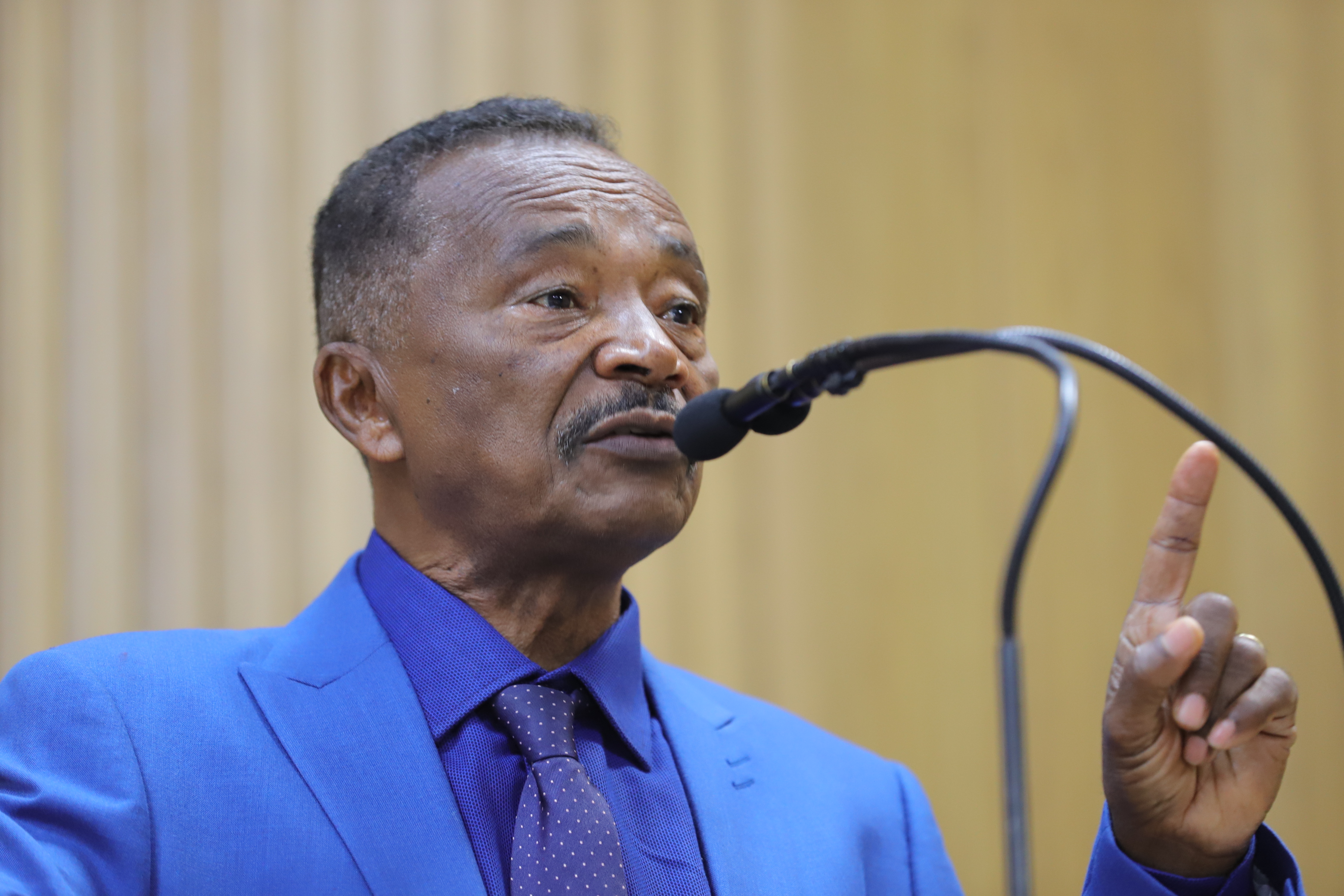 “Sergipe precisa remunerar melhor os profissionais da saúde”, alerta Dr. Manuel Marcos