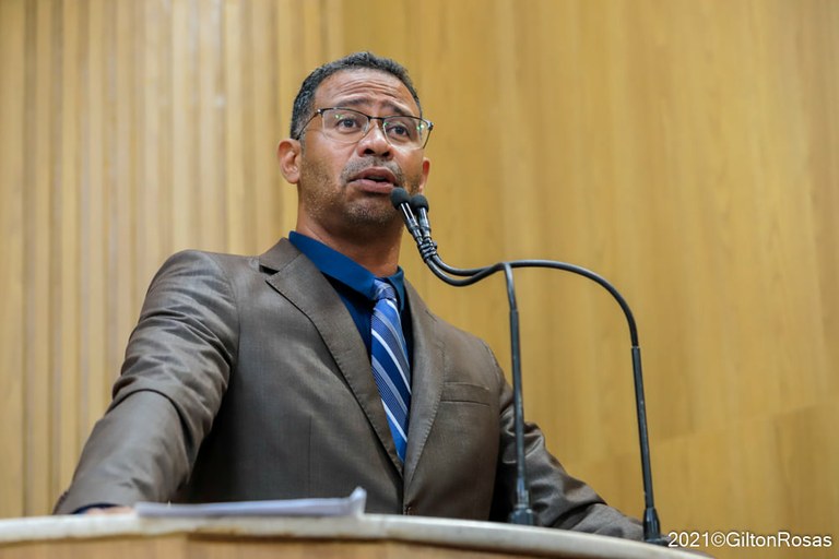 “Todos merecem respeito!”, diz Byron ao cobrar professores de apoio especializado em escolas públicas