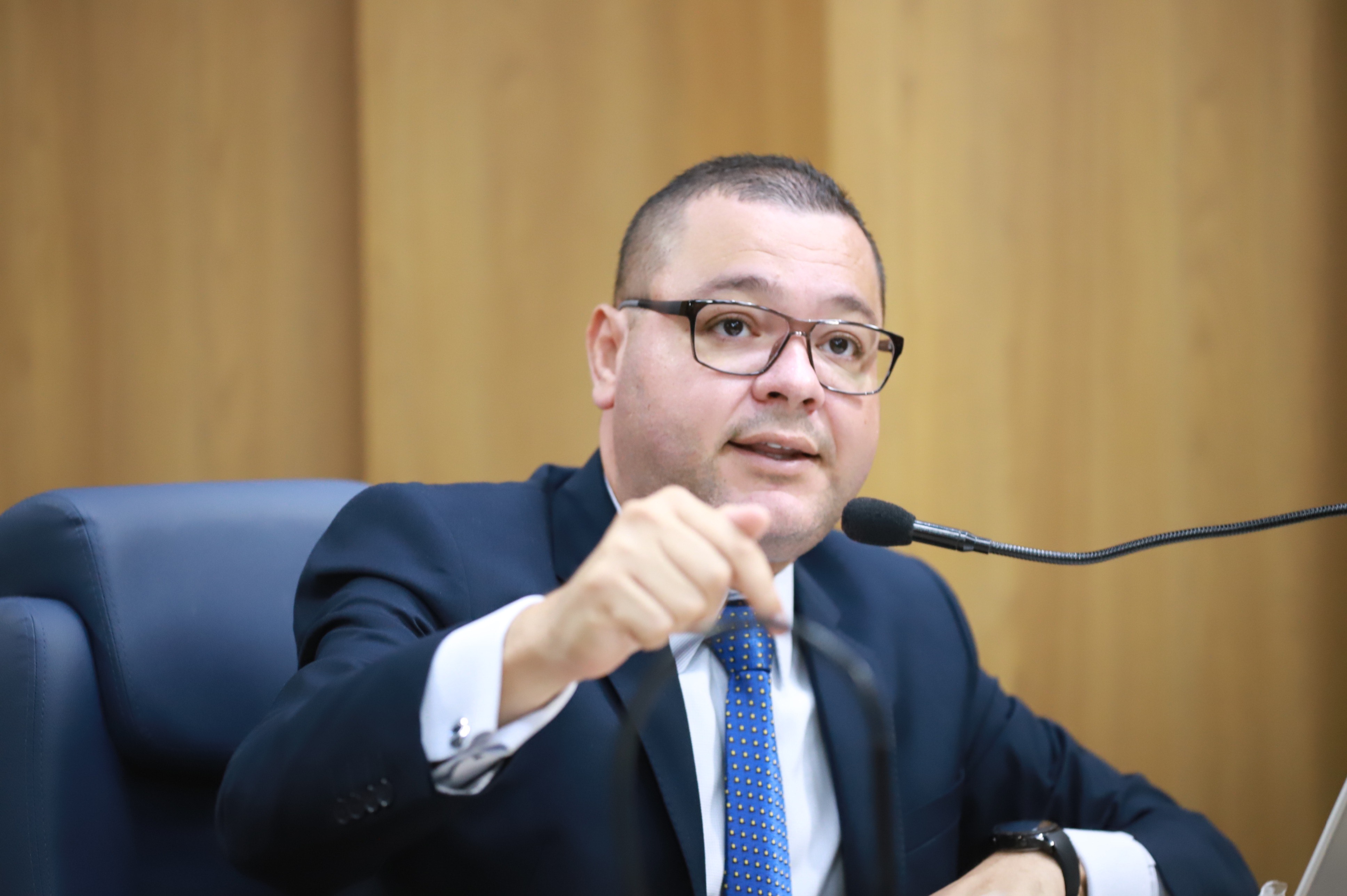 “Turistas têm dificuldade de usar transporte público em Aracaju”, diz Eduardo Lima