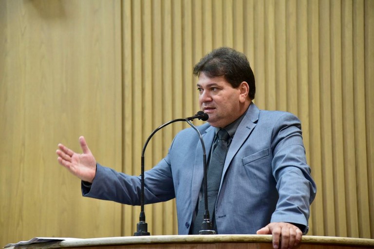 “Vamos legislar para toda a população de Aracaju”, afirma Miltinho Dantas em seu primeiro pronunciamento de 2025 na CMA 