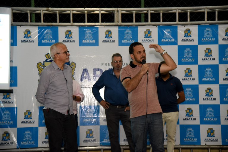 A pedido de Fábio Meireles, prefeito anuncia obras em Loteamentos da Soledade