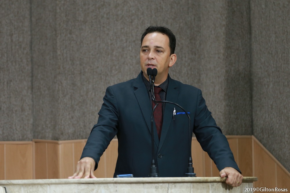 Abusos sexuais: Meireles alerta pais para os perigos do mundo virtual